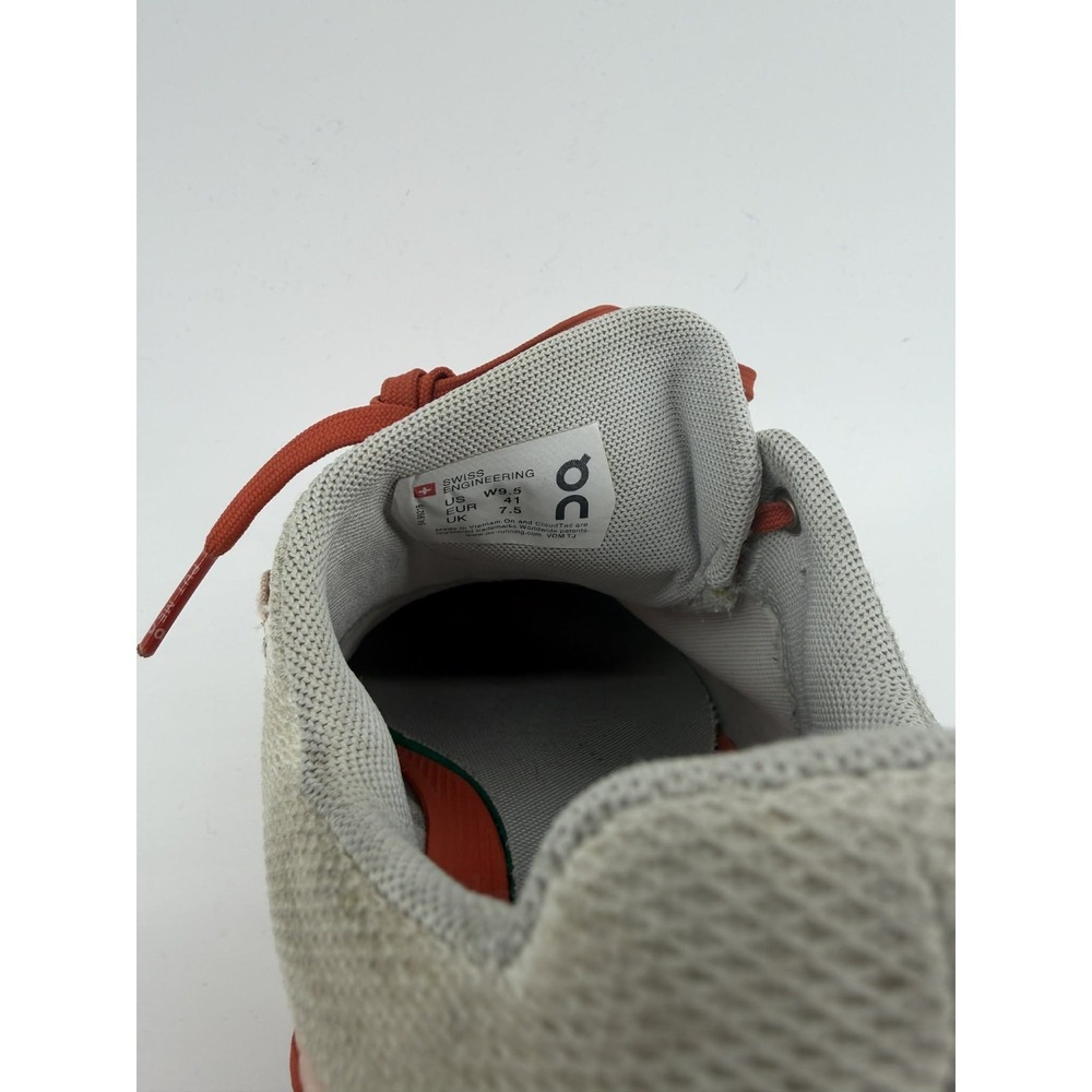 Women's Oncloud Sneakers Size 9.5 Running Shoes Swiss Engineering‎ - Picture 4 of 6